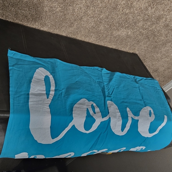 Tapestry & Lights - Picture 3 of 4